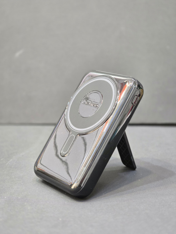 پاوربانک Levino وایرلس مدل N-39 10000mA