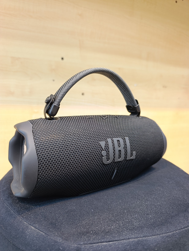 اسپیکر جی بی ال JBL charce 6(های کپی)
